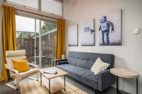 #StayInMyDistrict Buckman Bright Spacious Townhome